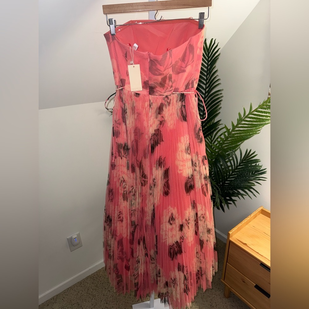 Hutch Coral Floral Strapless Pleated Midi Dress - Picture 9 of 9